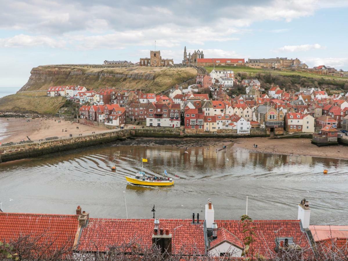 1 Church Square Whitby Eksteriør billede